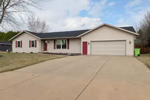204 S 7th Ave, Saint Nazianz, WI 54232 - Photo 1