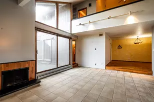 5190 Woodbridge Ln, Greenfield, WI 53221 - Photo 18