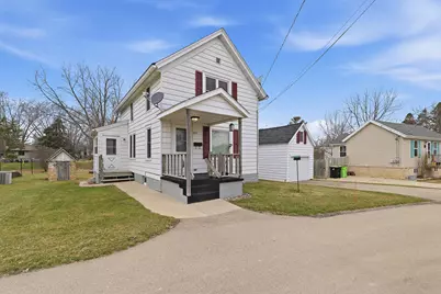 453  Alley St, Mayville, WI 53050 - Photo 18