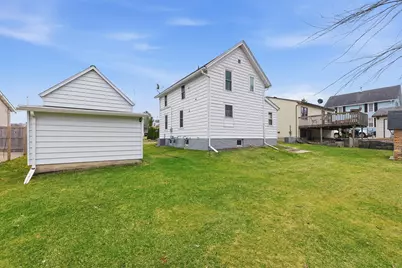 453  Alley St, Mayville, WI 53050 - Photo 22