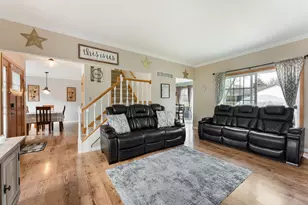 1320 Montclair Pl, Fort Atkinson, WI 53538 - Photo 10