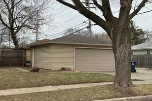 8600 W Hampton Ave, Milwaukee, WI 53225 - Photo 4