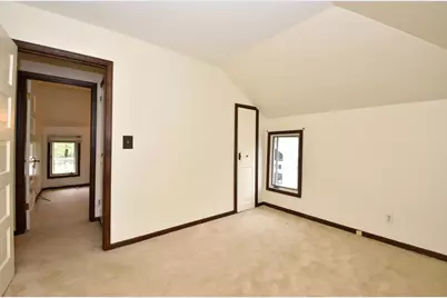 661 S Lake Shore Dr, Lake Geneva, WI 53147 - Photo 26