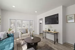 4752 N 44th St, Milwaukee, WI 53218 - Photo 2