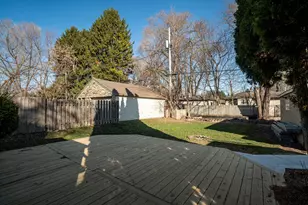 860 W La Salle Ave, Glendale, WI 53209 - Photo 26