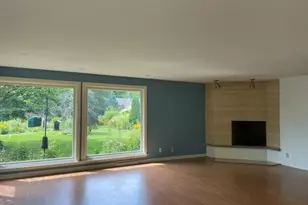 8551 North Point Dr, Fox Point, WI 53217 - Photo 6