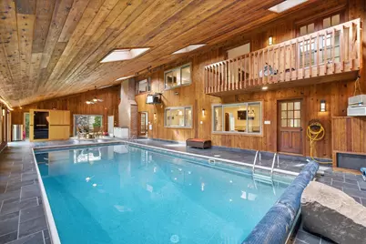 10270 N Range Line Ct, Mequon, WI 53092 - Photo 16