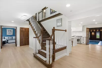 10270 N Range Line Ct, Mequon, WI 53092 - Photo 2