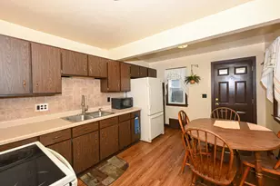 812 S 109th St, West Allis, WI 53214 - Photo 6