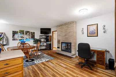 955 W Whitefish Rd, Port Washington, WI 53074 - Photo 8