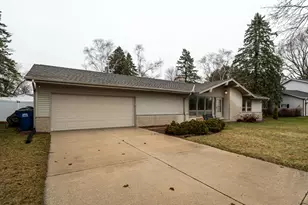 955 W Whitefish Rd, Port Washington, WI 53074 - Photo 24