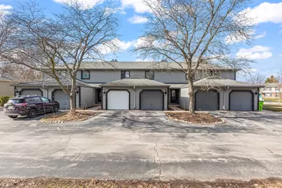 805 S Imperial Dr, Hartland, WI 53029 - Photo 22