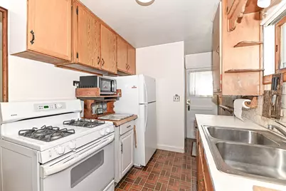 2917 S 67th St, Milwaukee, WI 53219 - Photo 12