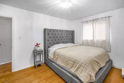 3572 S Sunset Dr, Greenfield, WI 53220 - Photo 22