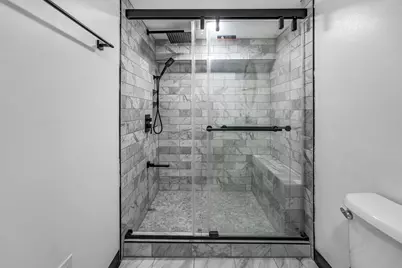 3572 S Sunset Dr, Greenfield, WI 53220 - Photo 16