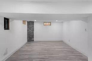 3572 S Sunset Dr, Milwaukee, WI 53220 - Photo 12