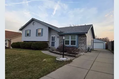 9325 W Darnel Ave, Milwaukee, WI 53224 - Photo 22
