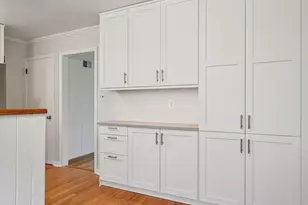 4858 N Shoreland Ave, Whitefish Bay, WI 53217 - Photo 8