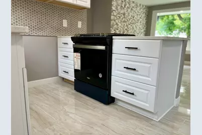 3730 W Kaul Ave, Milwaukee, WI 53209 - Photo 8