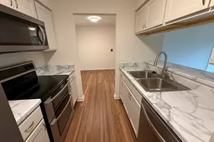 1011 S 2nd St, Delavan, WI 53115 - Photo 6