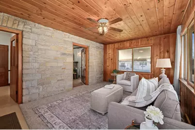 2505 N 82nd St, Wauwatosa, WI 53213 - Photo 14