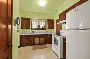 2505 N 82nd St, Wauwatosa, WI 53213 - Photo 18