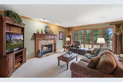 1925  Field Cliffe Dr, Richfield, WI 53076 - Photo 8