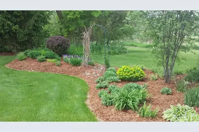 1925  Field Cliffe Dr, Richfield, WI 53076 - Photo 56