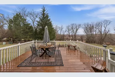 1925  Field Cliffe Dr, Richfield, WI 53076 - Photo 42