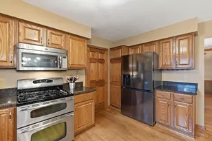 1925 Field Cliffe Dr, Richfield, WI 53076 - Photo 16