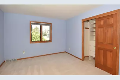 1104  Riverway Ct, Pewaukee, WI 53072 - Photo 34