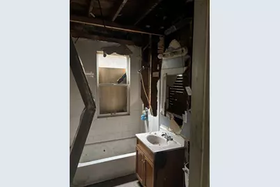 2838 N 40th St #2840, Milwaukee, WI 53210 - Photo 8