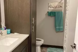 3808 Sunnyside Dr, La Crosse, WI 54601 - Photo 8