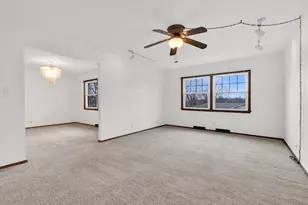 525 Catskill Rd, Brookfield, WI 53186 - Photo 4