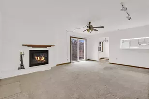 525 Catskill Rd, Brookfield, WI 53186 - Photo 6