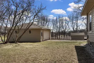 34911 W State St, Burlington, WI 53105 - Photo 22