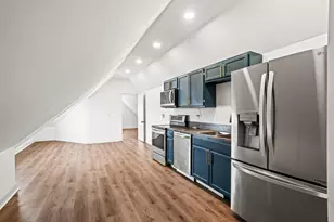 1712 E Park Pl, Milwaukee, WI 53211 - Photo 32