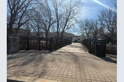 305  Mill Reserve Dr, Waukesha, WI 53188 - Photo 38