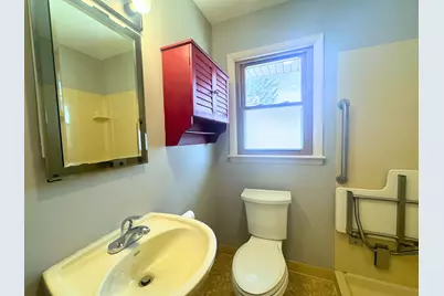 733 N Glenn Dr, Waukesha, WI 53188 - Photo 18