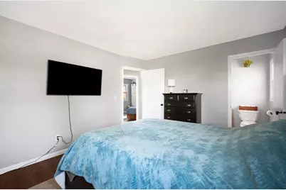 1230  Fox Point Dr, Waukesha, WI 53189 - Photo 16