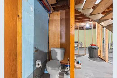 128  Roosevelt St, Valders, WI 54245 - Photo 26