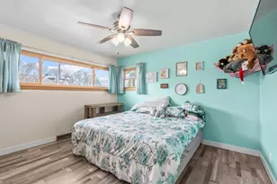 128 Roosevelt St, Valders, WI 54245 - Photo 16