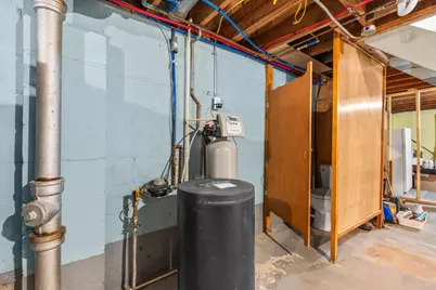 128  Roosevelt St, Valders, WI 54245 - Photo 30