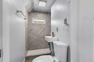 3349 S 7th St, Milwaukee, WI 53215 - Photo 20