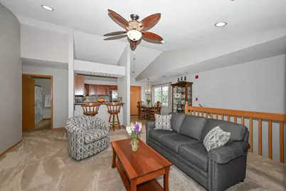 200 W Aspen Ct #8, Oak Creek, WI 53154 - Photo 4