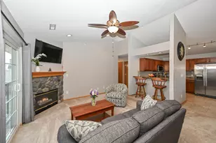 200 W Aspen Ct, Oak Creek, WI 53154 - Photo 6