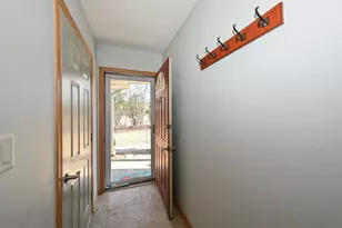 200 W Aspen Ct, Oak Creek, WI 53154 - Photo 34