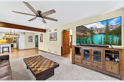 N68W14724  Prudence Dr, Menomonee Falls, WI 53051 - Photo 16