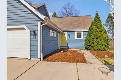 N68W14724  Prudence Dr, Menomonee Falls, WI 53051 - Photo 14