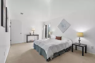 5266 Somerset Ln, Greenfield, WI 53221 - Photo 14